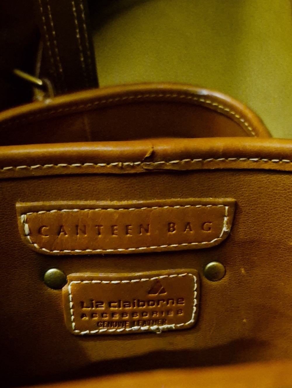 Vintage Brown Leather Crossbody Bag - Picture 7 of 7